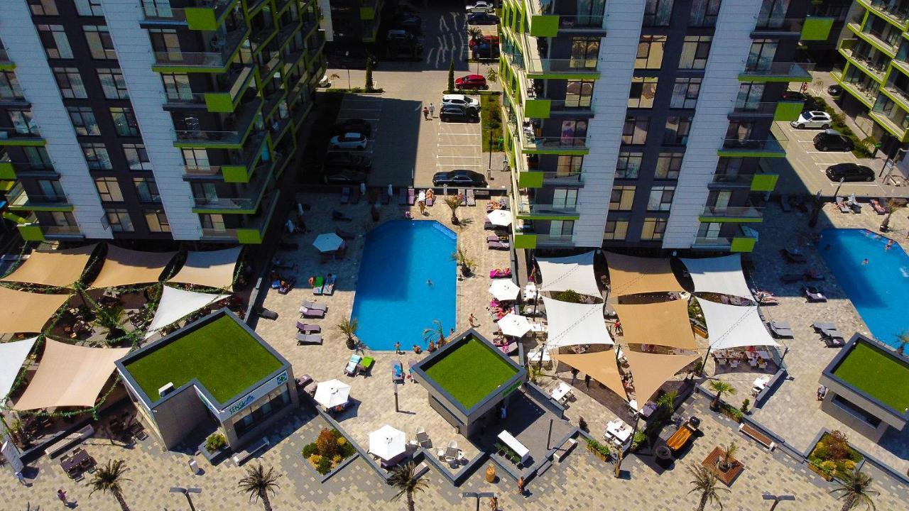 Sunrise Aparthotel Pool & Spa Mamaia Nord Năvodari Buitenkant foto
